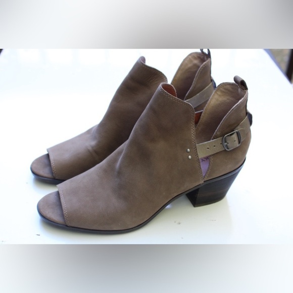 Lucky Brand Banu ankle boots - Picture 6 of 10
